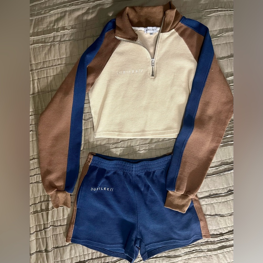 Jubilee crop waffle short set size Small